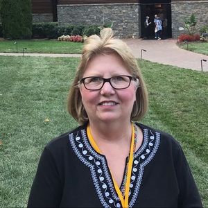 Meet your Posher, Nancy